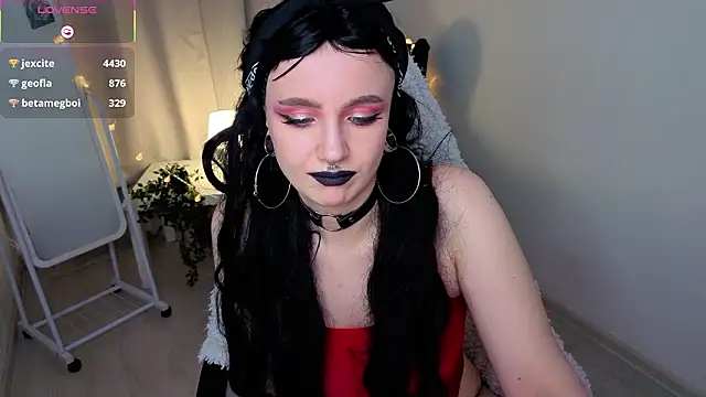 AleksaDivine's cam snapshot