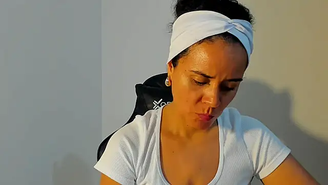 Sami_Hotie1's cam snapshot