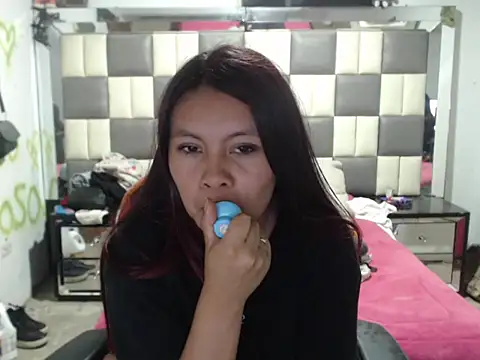 dulcecandy18's cam snapshot