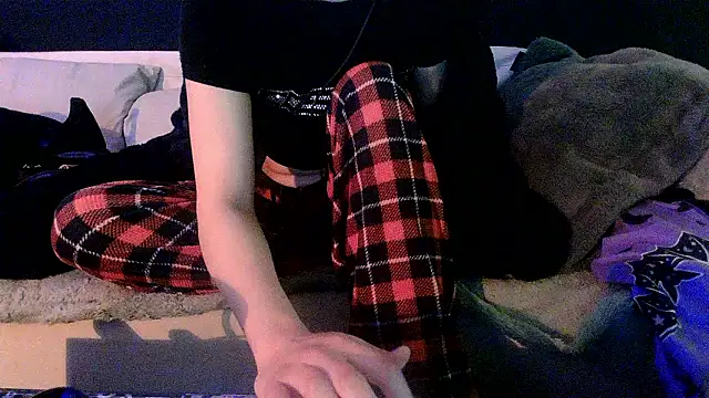 R0xxyFoxxy's cam snapshot