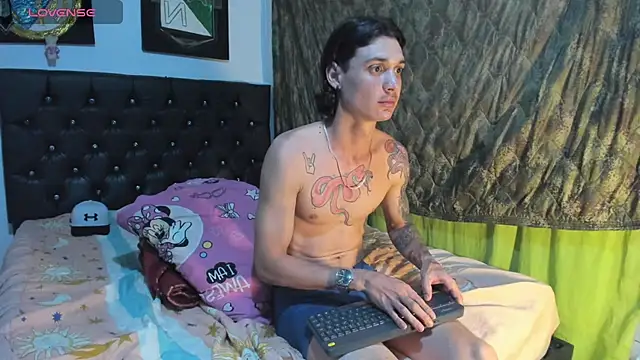 LokyHart's cam snapshot