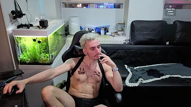 Rayzel_White live sex cam