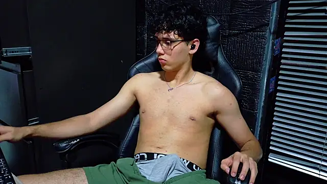 SrJacobs's cam snapshot