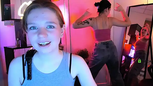 vivy_star1's cam snapshot