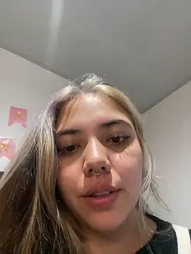 Paulette_Blanche live sex cam