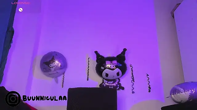 larissa01_'s cam snapshot