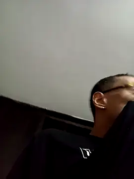 mellow_smoke live sex cam