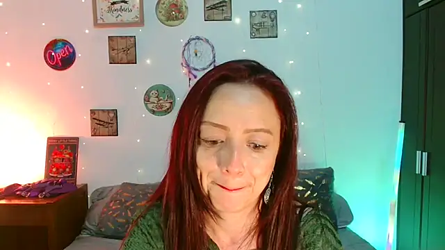 Catamilf77's cam snapshot