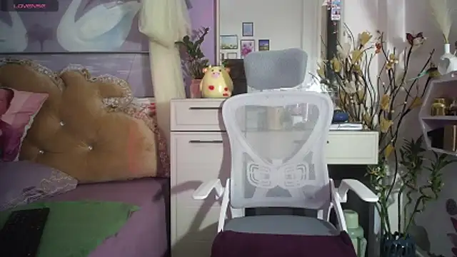 lyly_asian's cam snapshot