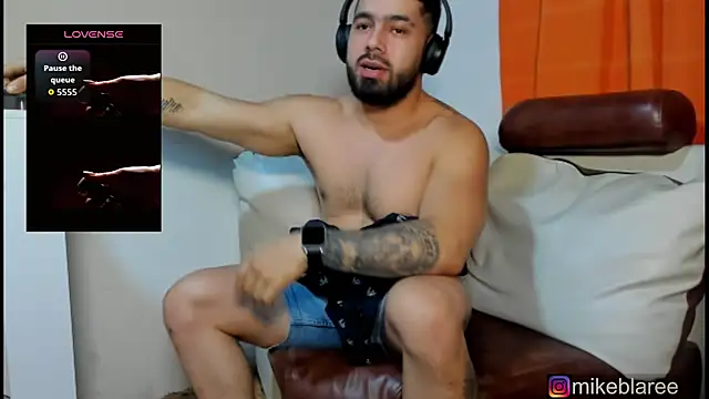 mikeblaree live sex cam