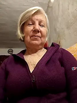 KlaudiaDarling's cam snapshot