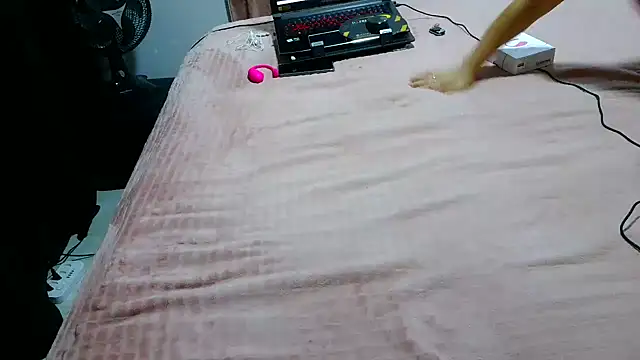 Kellynha_Sweet live sex cam