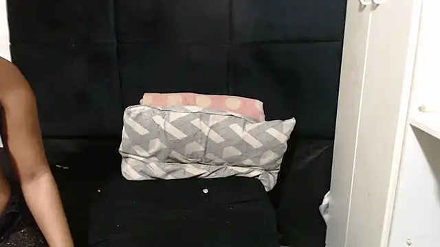 SweetHotBabby18's cam snapshot