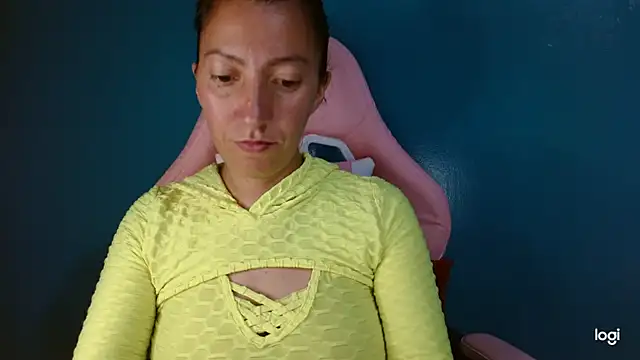 kaybabyhot's cam snapshot