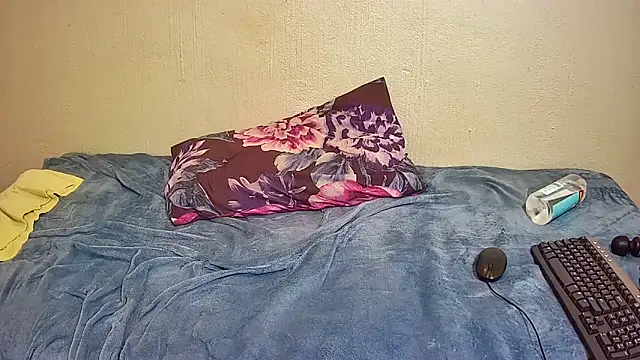 SavageHoney's cam snapshot