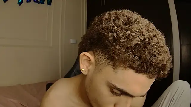 nathan_shimmer's cam snapshot