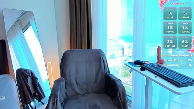 Alice_neon's cam snapshot