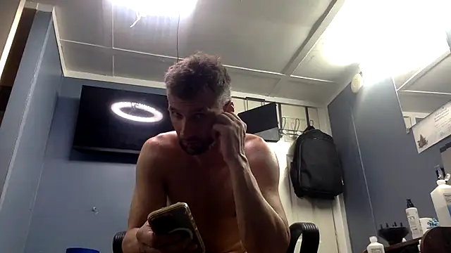 sexyhotstud12's cam snapshot