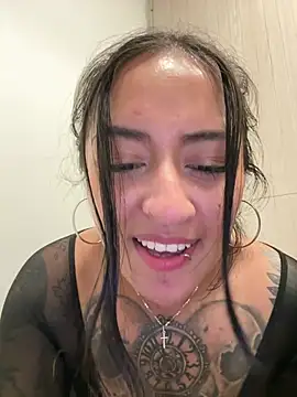 Rae_Lil_White's cam snapshot