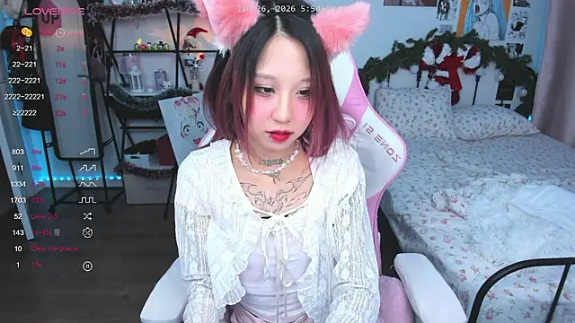 ashleywowmeow's cam snapshot