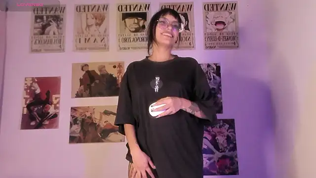 Luna-Chann's cam snapshot