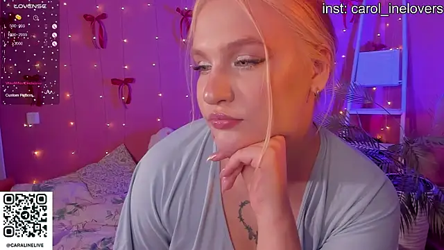 CarolineLovers's cam snapshot