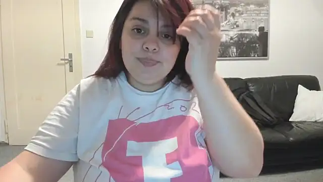 Reddishnatt live sex cam