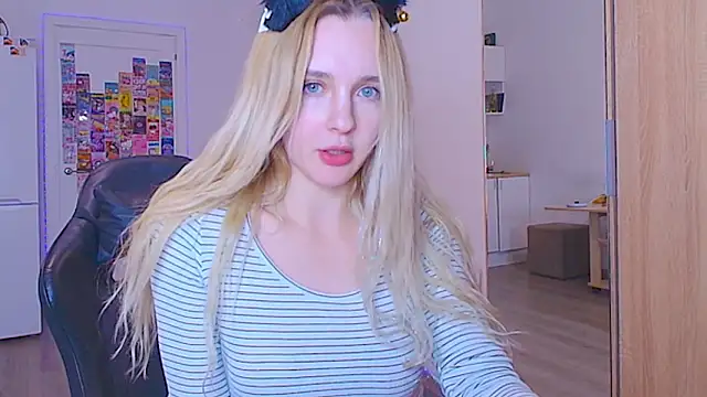 sailormoon666_'s cam snapshot