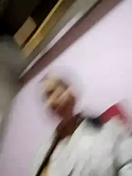 TRIEUTRIEU20's cam snapshot