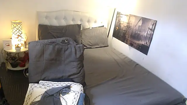 NinaDOM4CUM live sex cam