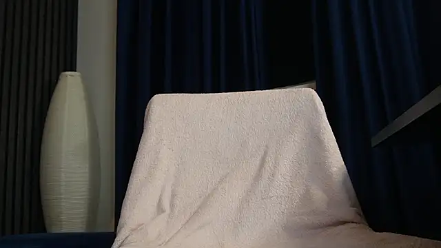 Wow_Megan's cam snapshot