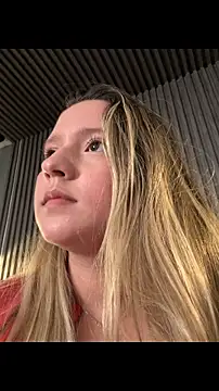 MiaPetit_'s cam snapshot