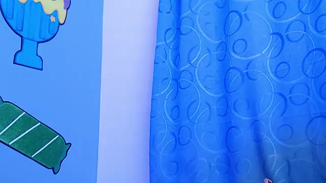 skinnysexzara18's cam snapshot