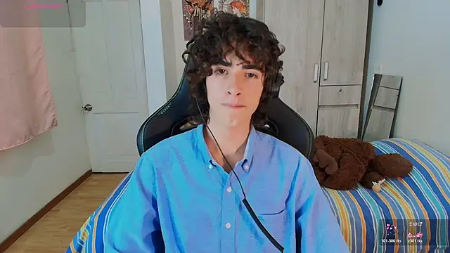 Nude_Boy18 live sex cam