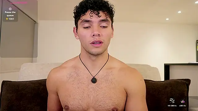 Thiago_L live sex cam