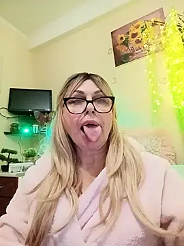 SusieNoreen's cam snapshot