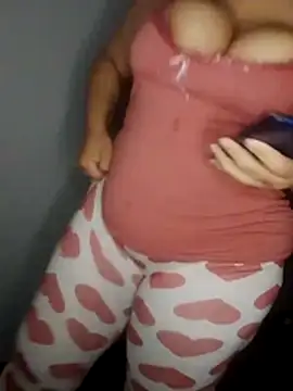 Curvymoza live sex cam