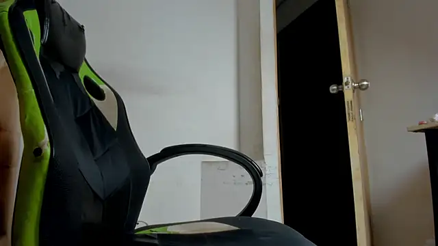 Darkknightx01 live sex cam