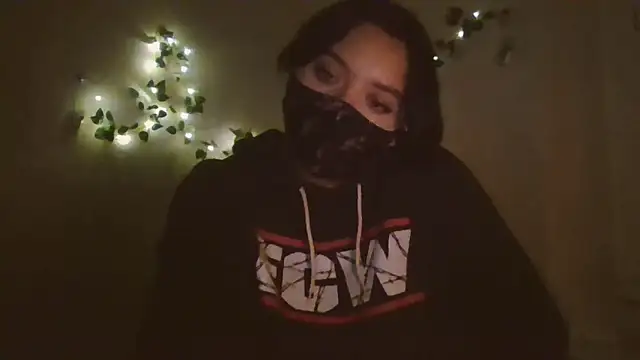 Lunablushh live sex cam