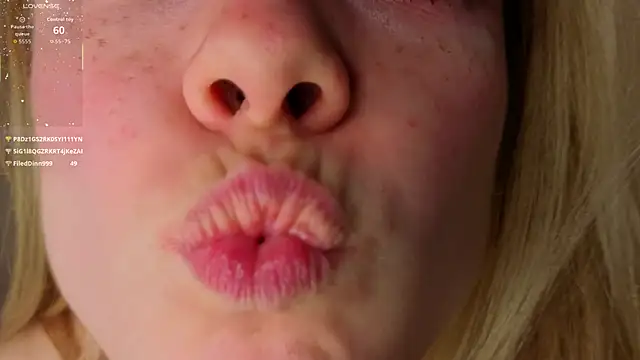 TiffinyMergist live sex cam