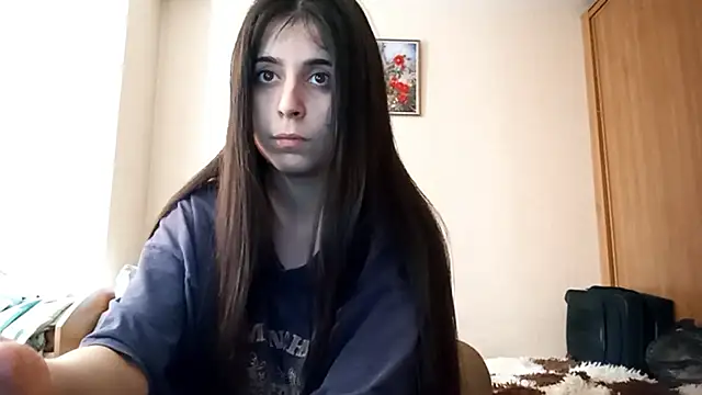 WaltraudPattie's cam snapshot