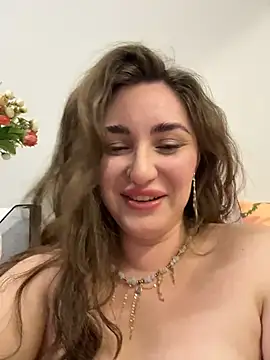KiraBarlows live sex cam