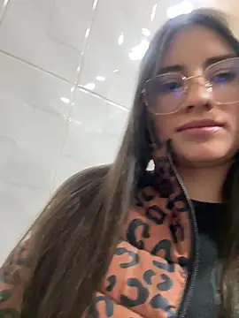 Isabella21_'s cam snapshot