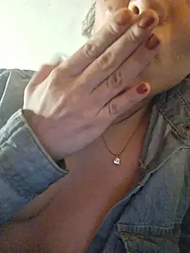 PocaHontas2026 live sex cam