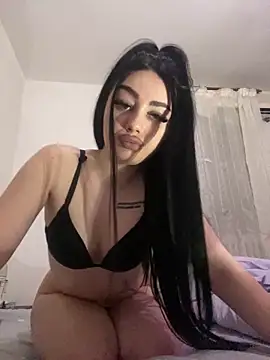 Briana_lrs live sex cam
