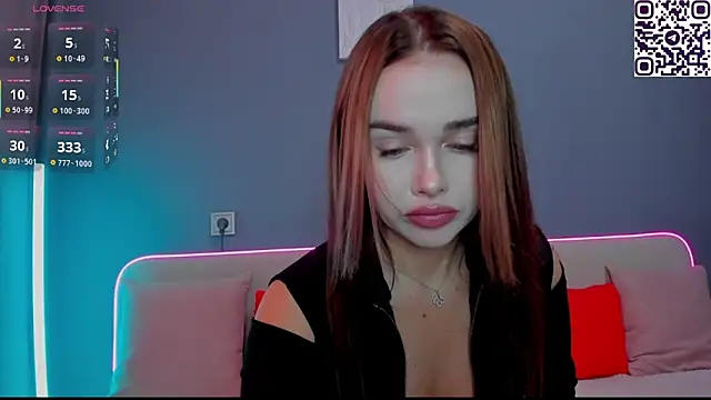 Malika_Lisan's cam snapshot