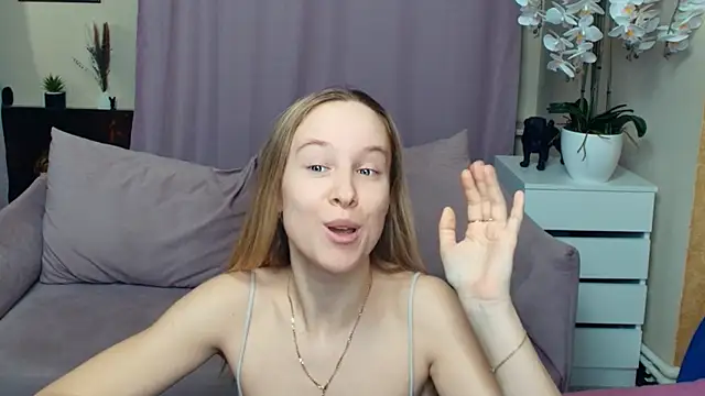 SoonMoor live sex cam