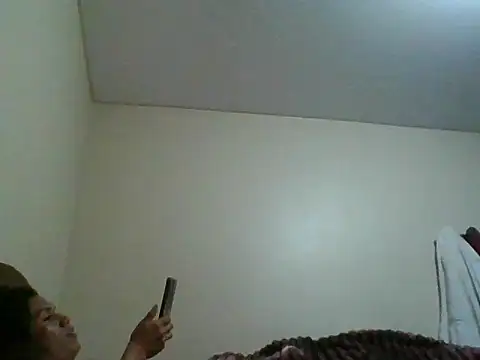 ROSARIOBELLA13 live sex cam