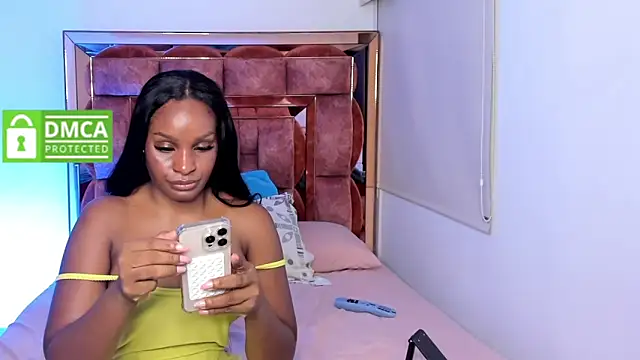 Mina_holly's cam snapshot