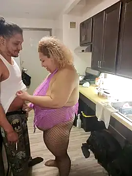 MzGigglez69's cam snapshot